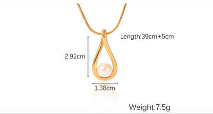 INS Style Pearl-Inlaid Teardrop Titanium Steel Pendant Necklace – Elegant Clavicle Chain
